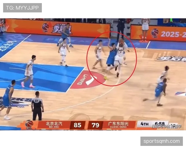 篮球扣篮干扰规则大揭秘，解读哪些情况会被吹罚违例